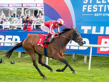Caballo De Mar winning the Doncaster Cup at Doncaster St Leger Gents Day 2026