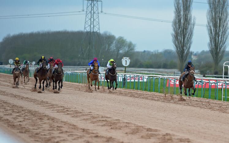 Southwell Racecourse receives planning permission to update surface to Tapeta
